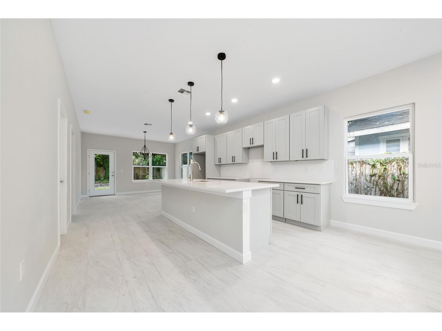 1039 37th Street Orlando FL 32805 O6407020 image9