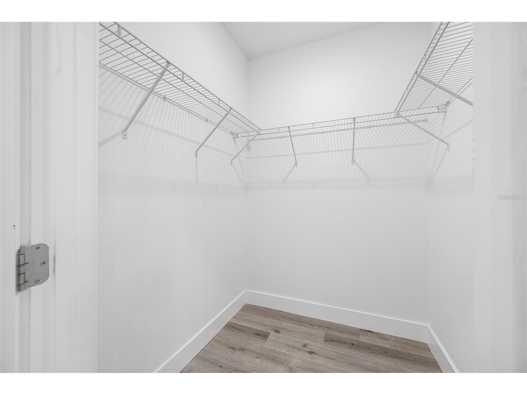 1039 53rd Avenue N Saint Petersburg FL 33703 TB8481001 image9