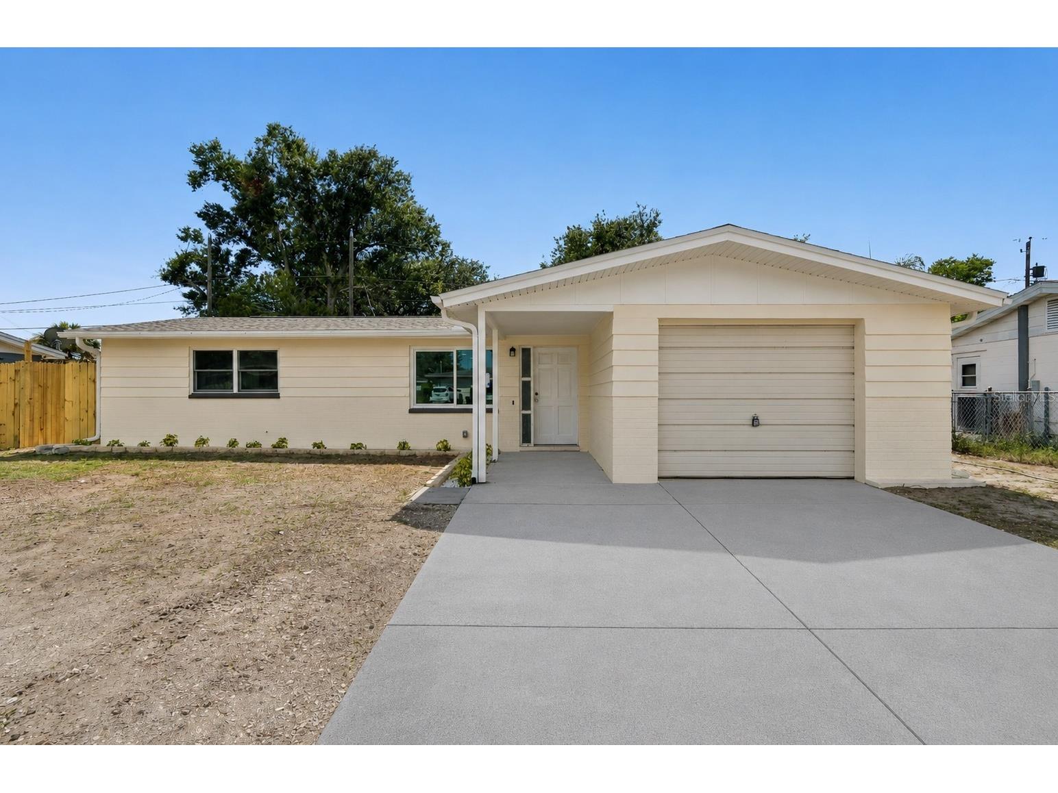 1039 Clairborne Street Holiday FL 34690 TB8519062 image3