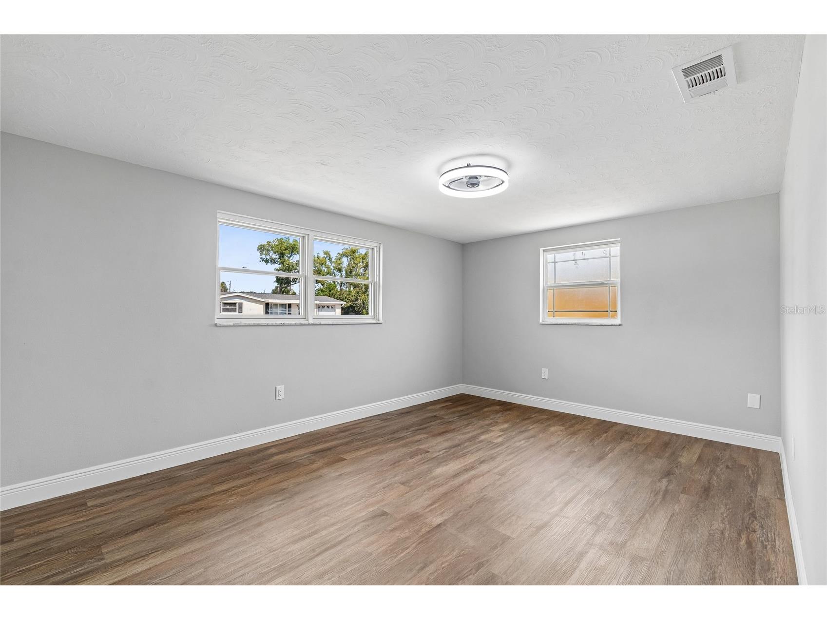 1039 Clairborne Street Holiday FL 34690 TB8519062 image32
