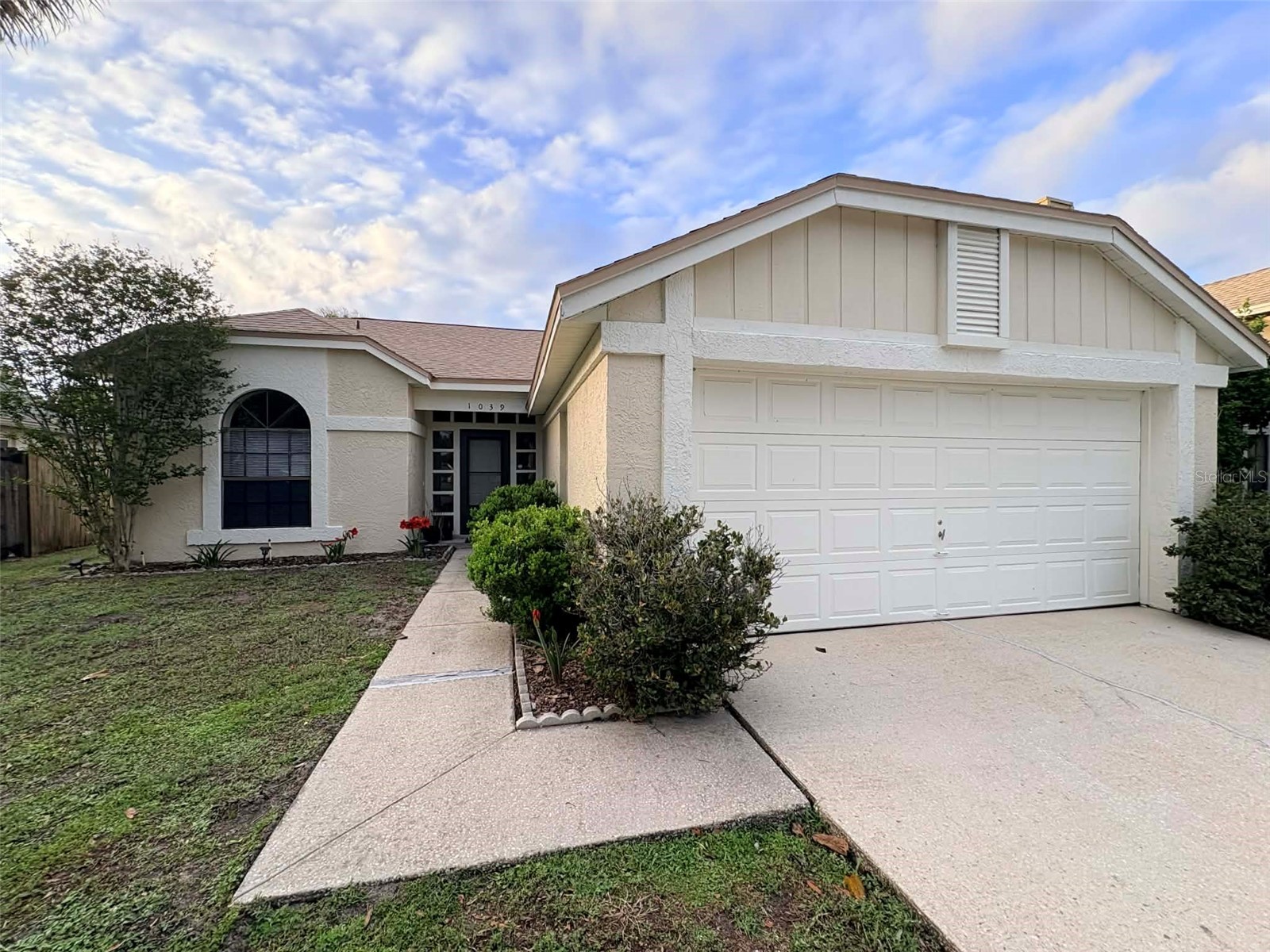 1039 Covington Street Oviedo FL 32765 O6334396 image1