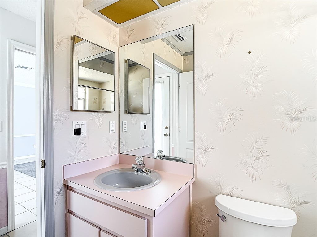 1039 Greenturf Road Spring Hill FL 34608 TB8398090 image41