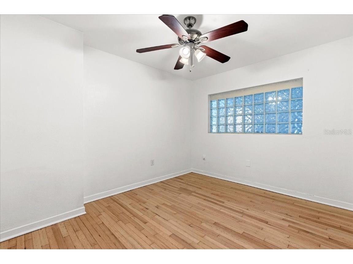 1039 Thornton Avenue Orlando FL 32803 O6366348 image12