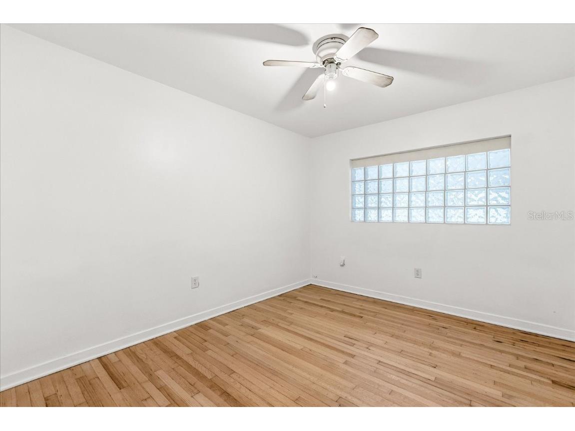 1039 Thornton Avenue Orlando FL 32803 O6366348 image15