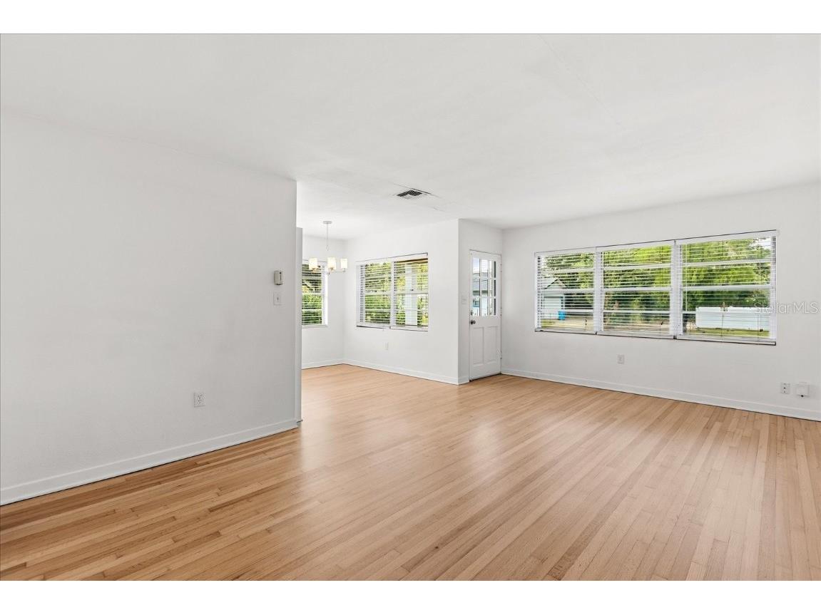 1039 Thornton Avenue Orlando FL 32803 O6366348 image4