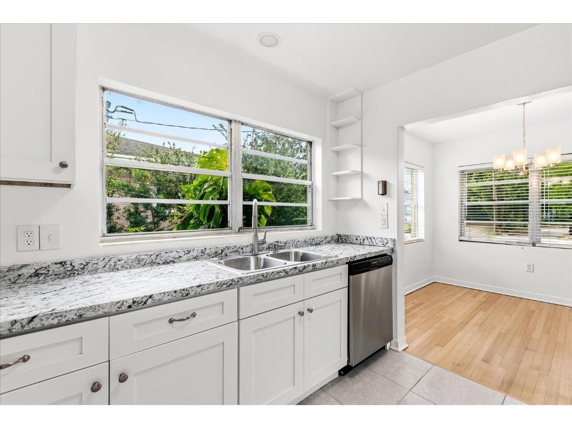 1039 Thornton Avenue Orlando FL 32803 O6366348 image7