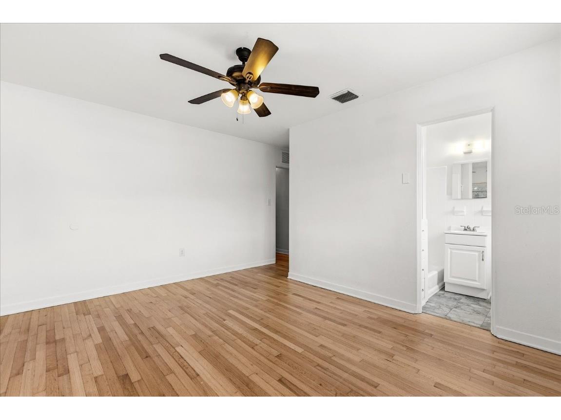 1039 Thornton Avenue Orlando FL 32803 O6366348 image9