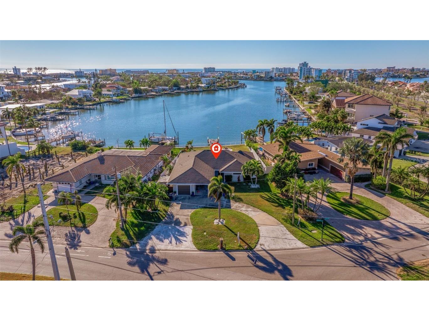 10390 Paradise Boulevard Treasure Island FL 33706 - BOCA CIEGA BAY TB8313888 image1