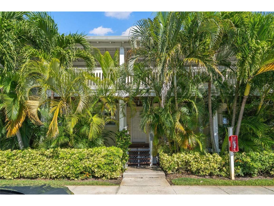 10399 Paradise Boulevard #102 Treasure Island FL 33706 U8182743 image1