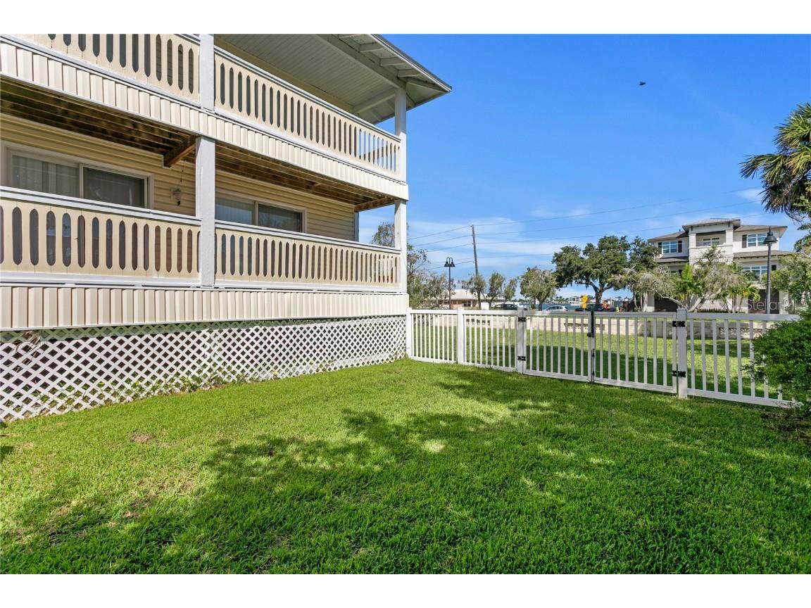 10399 Paradise Boulevard #106B Treasure Island FL 33706 TB8434953 image25