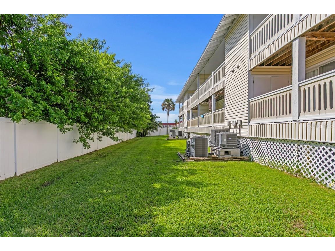10399 Paradise Boulevard #106B Treasure Island FL 33706 TB8434953 image26