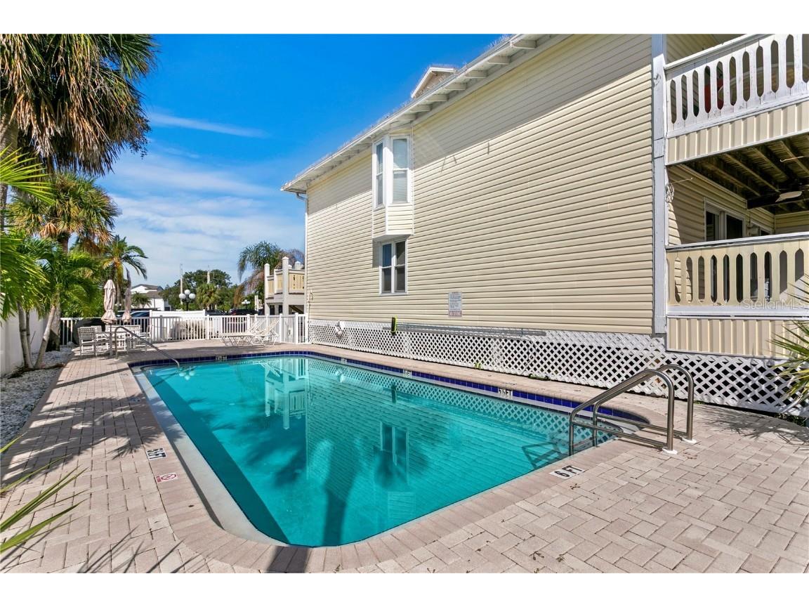 10399 Paradise Boulevard #106B Treasure Island FL 33706 TB8434953 image27