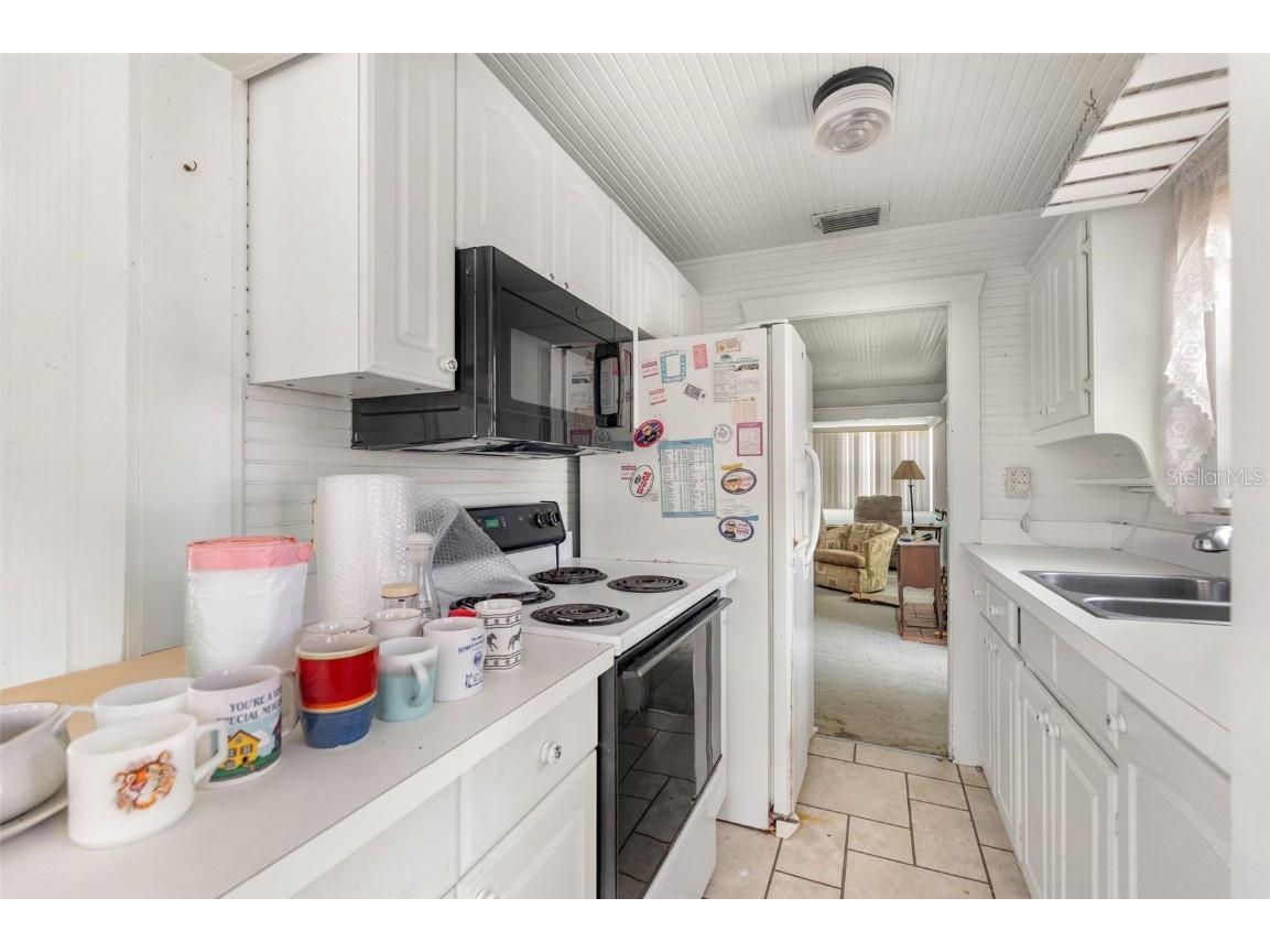 104 10th Street S Bradenton Beach FL 34217 A4658627 image14