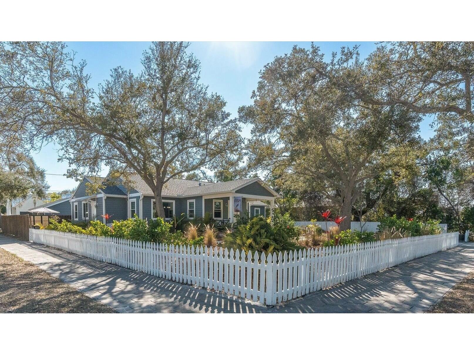 104 22nd Avenue S Saint Petersburg FL 33705 O6383556 image1