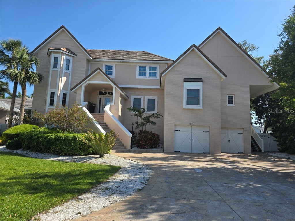 104 5th Street E Tierra Verde FL 33715 - CANAL FRONT TB8412887 image2