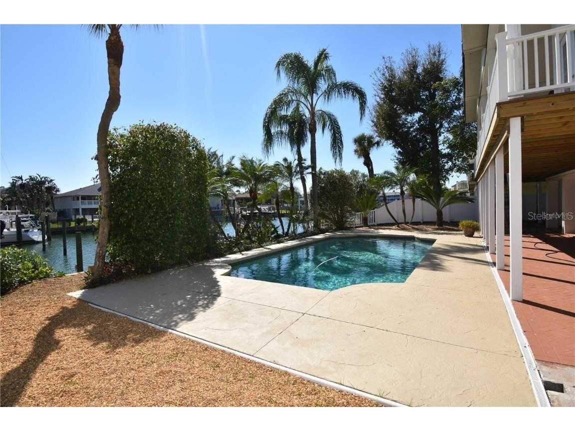 104 5th Street E Tierra Verde FL 33715 - CANAL FRONT TB8412887 image33