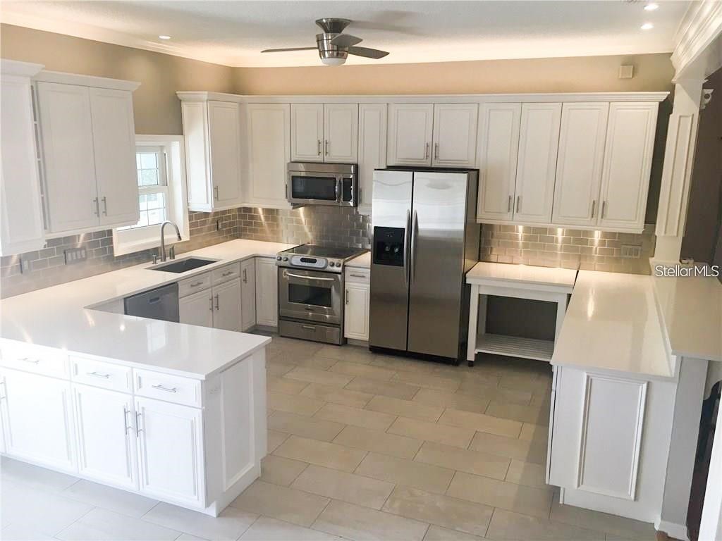 104 5th Street E Tierra Verde FL 33715 - CANAL FRONT TB8412887 image6