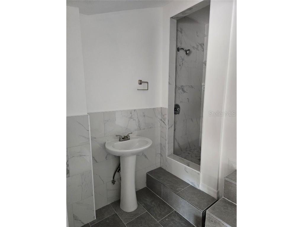 104 5th Street E Tierra Verde FL 33715 TB8437290 image3