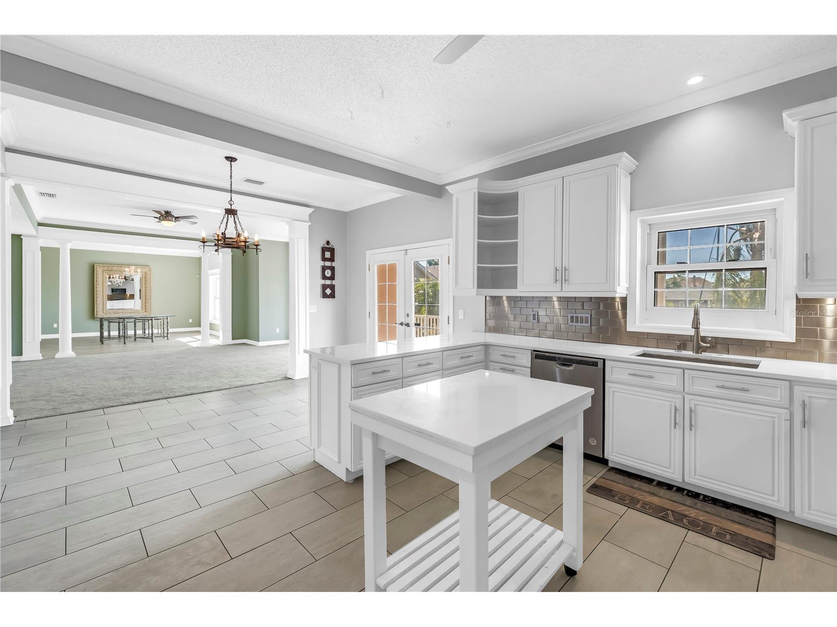 104 5th Street E Tierra Verde FL 33715 - CANAL FRONT TB8514589 image16
