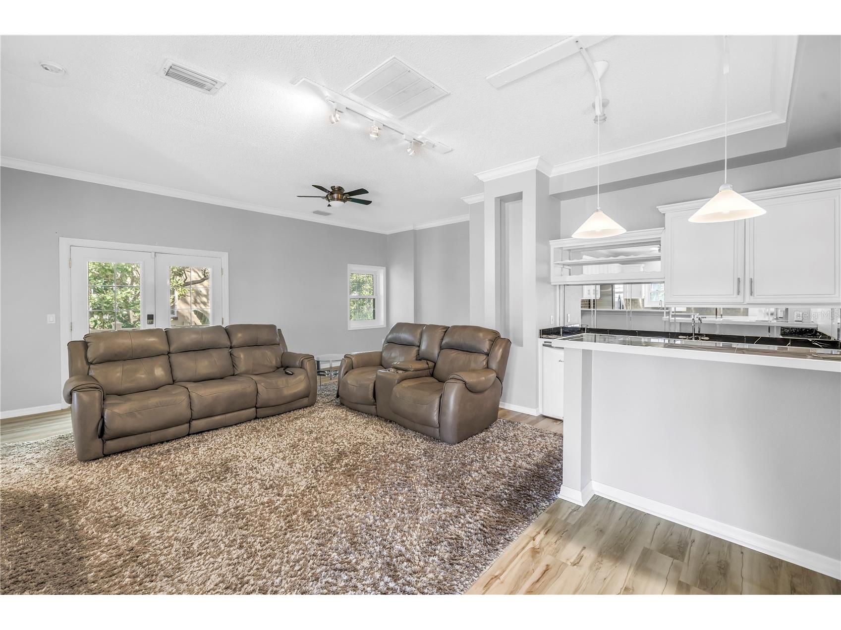 104 5th Street E Tierra Verde FL 33715 - CANAL FRONT TB8514589 image18