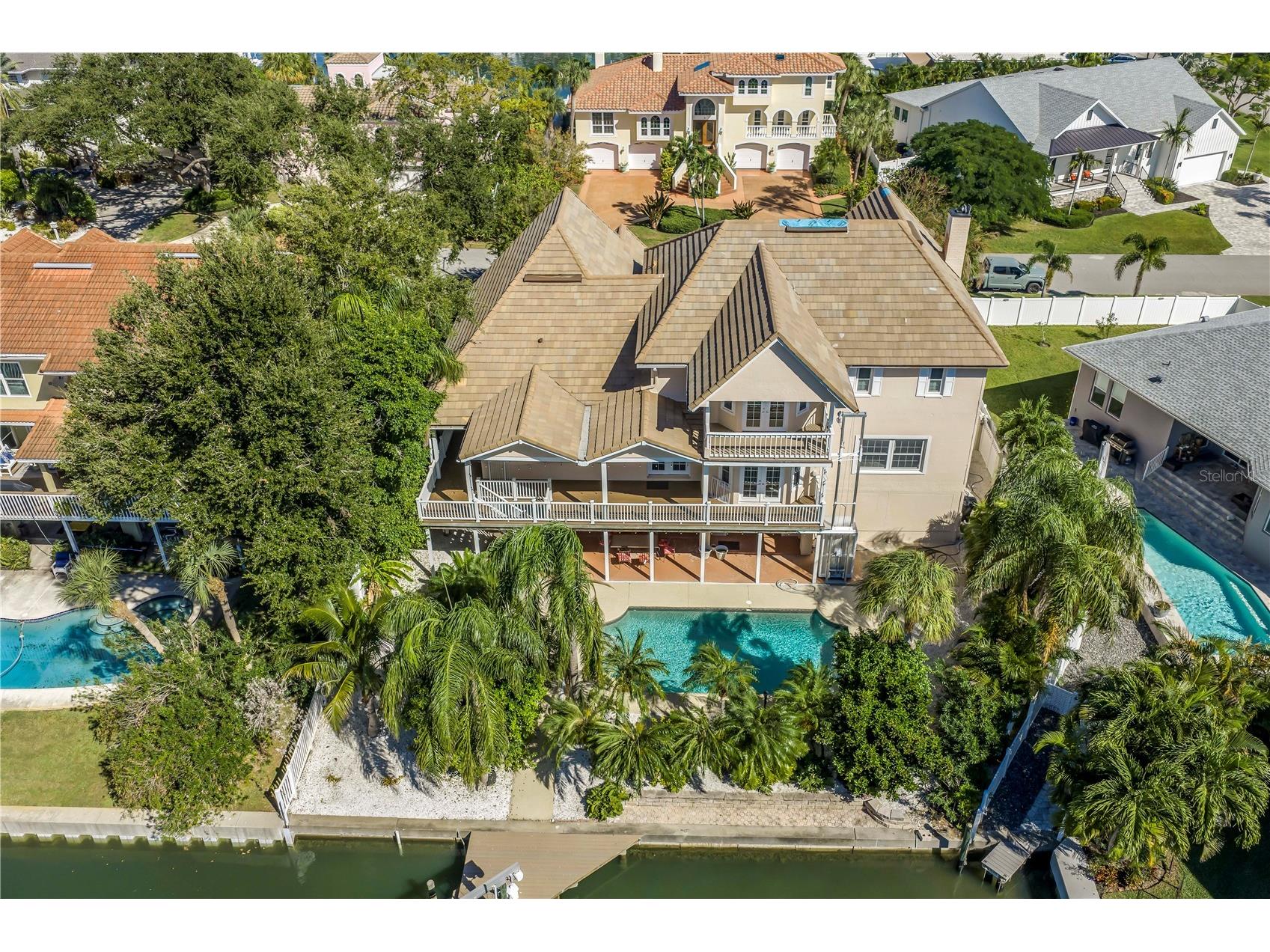 104 5th Street E Tierra Verde FL 33715 - CANAL FRONT TB8514589 image3
