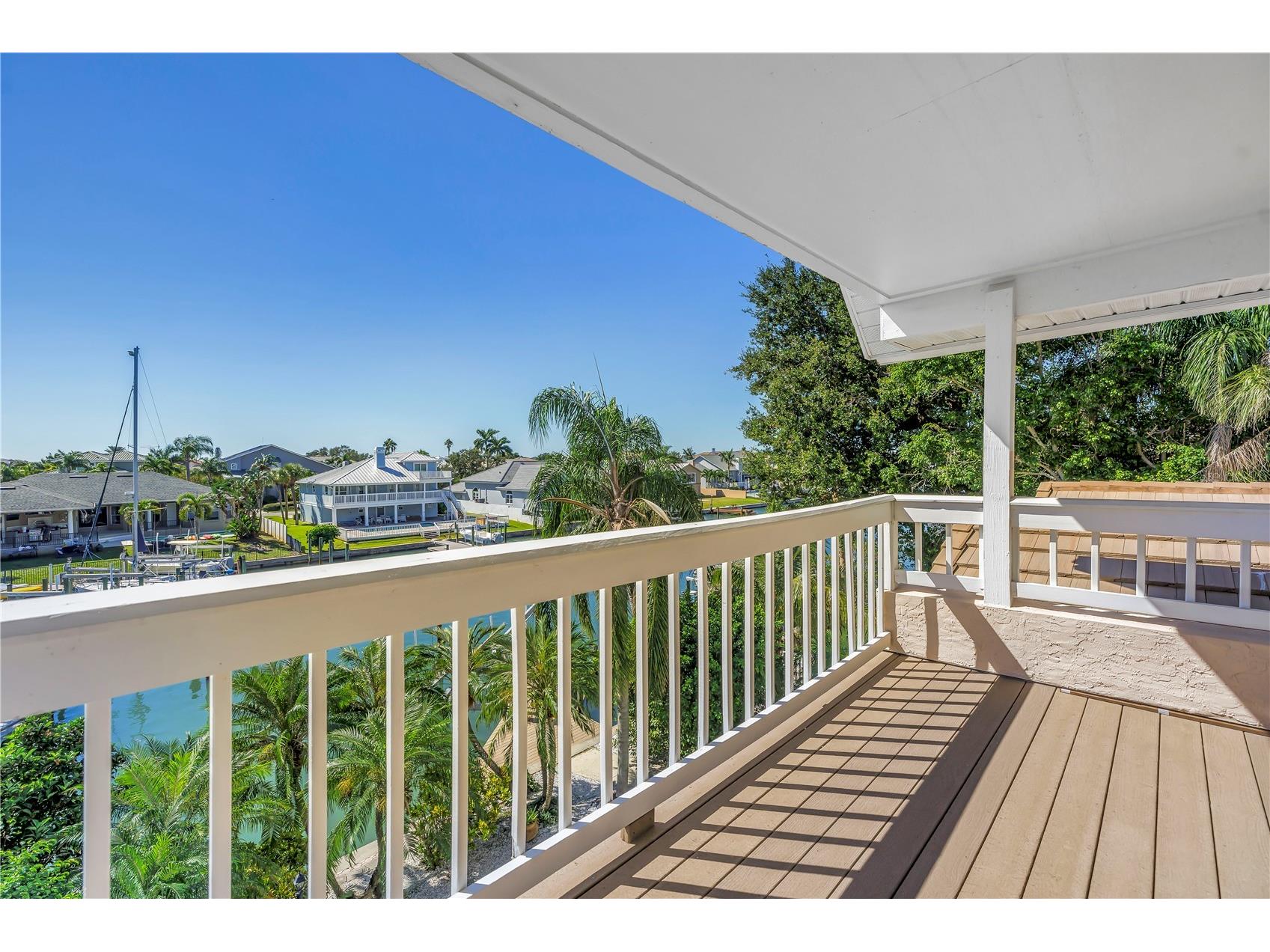 104 5th Street E Tierra Verde FL 33715 - CANAL FRONT TB8514589 image5