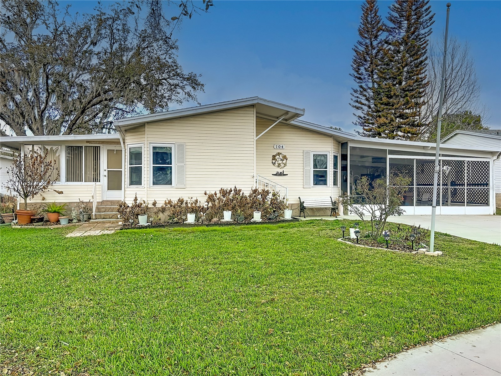 104 Admiral Lane Debary FL 32713 - ST JOHN'S RIVER V4947737 image1