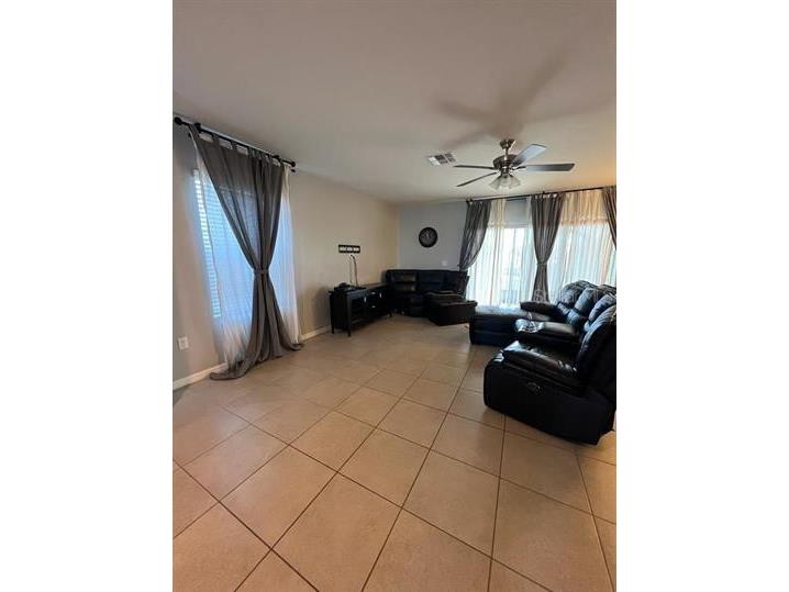 104 Arbor Lakes Drive Davenport FL 33896 S5134437 image2