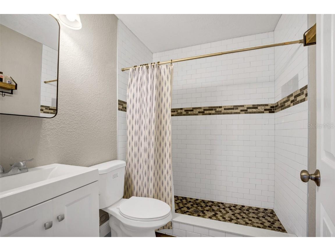 104 Avenue K Avenue NE Winter Haven FL 33881 P4935577 image16