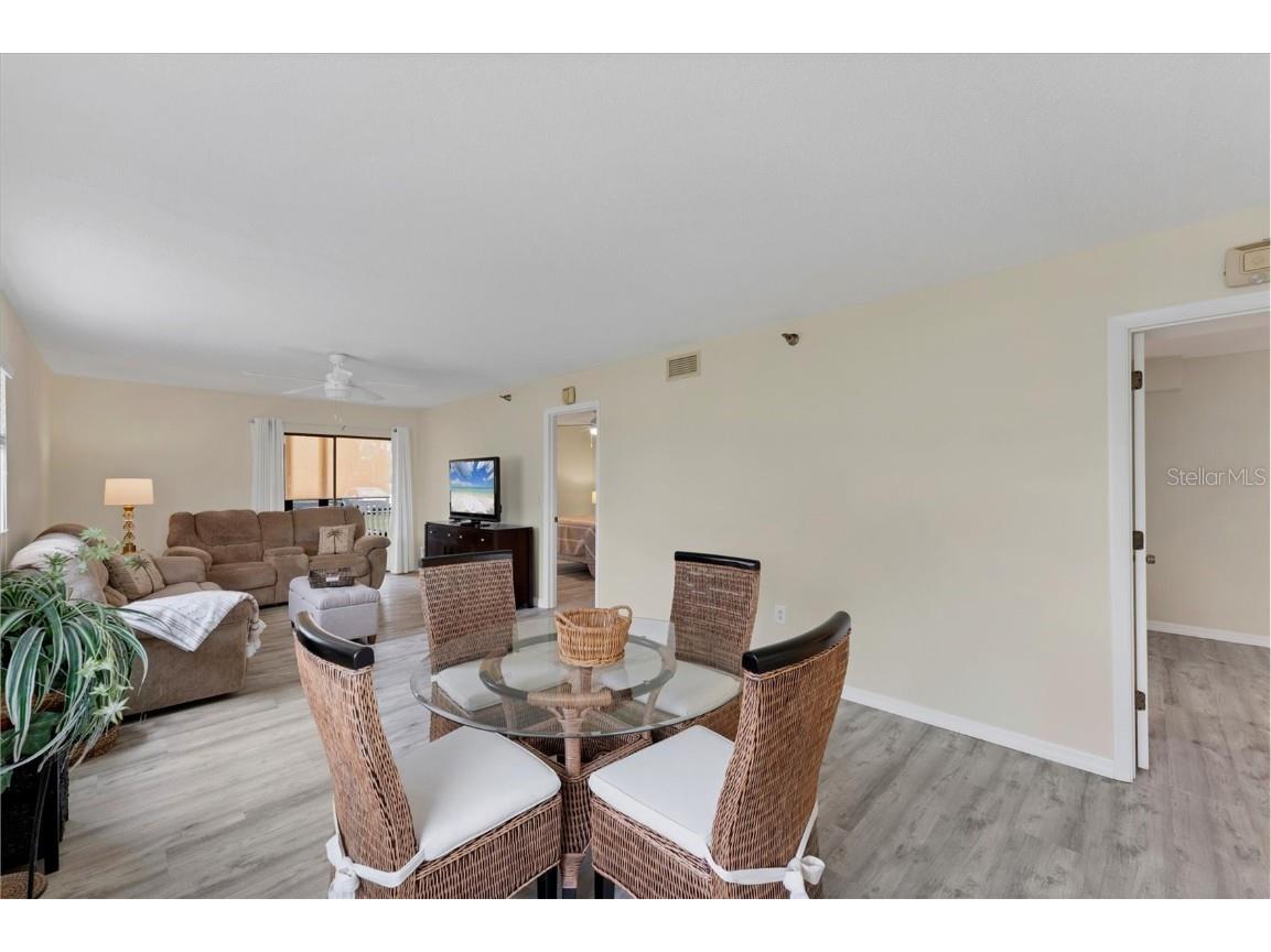 104 Capri Isles Boulevard #112 Venice FL 34292 A4636378 image13