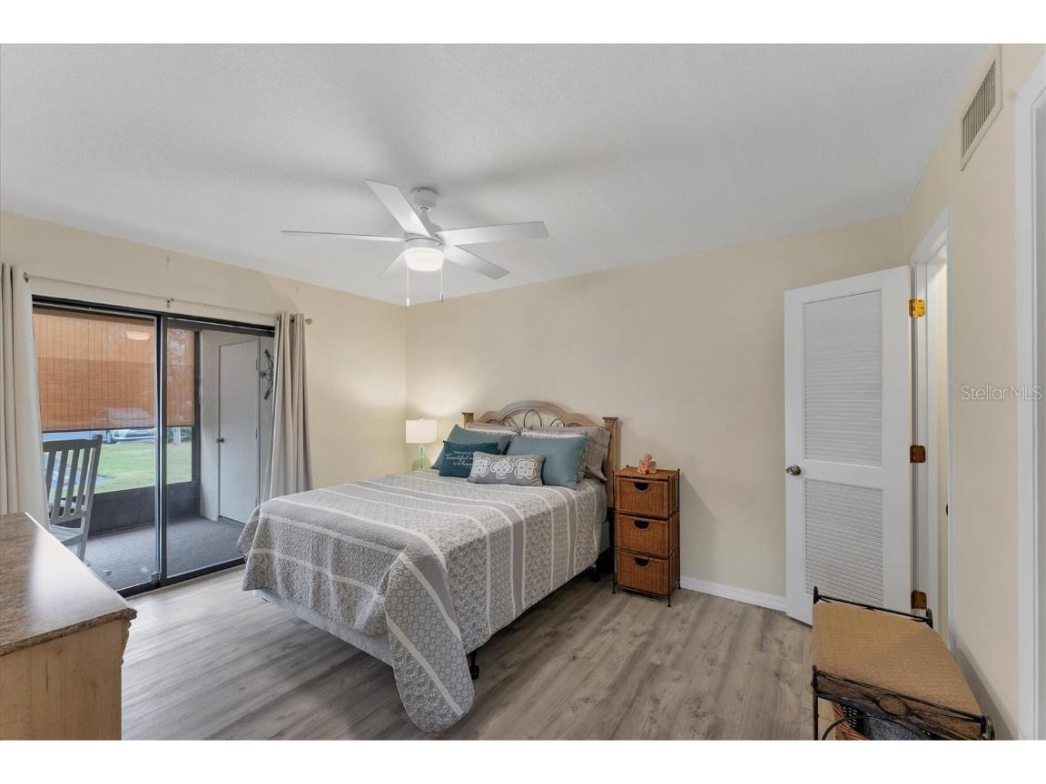 104 Capri Isles Boulevard #112 Venice FL 34292 A4636378 image14