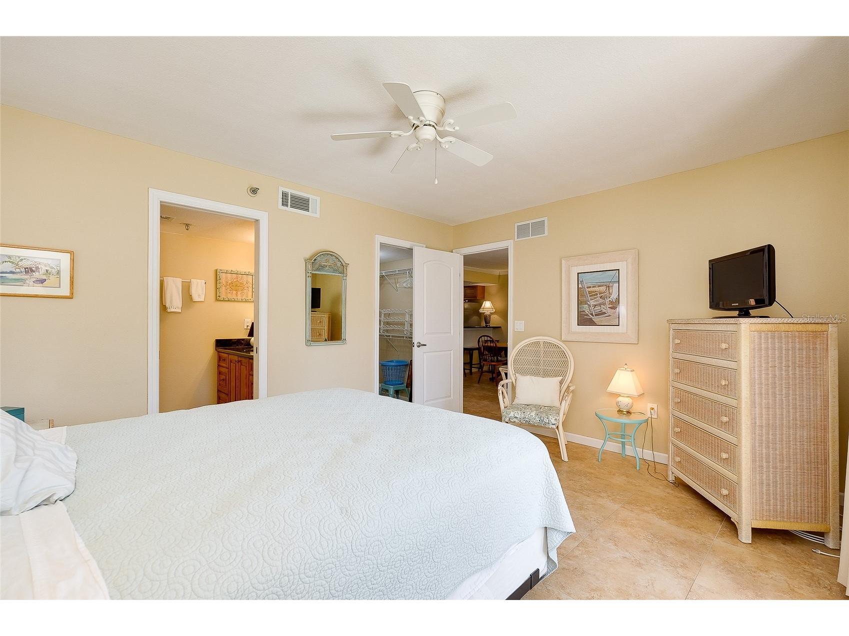 104 Capri Isles Boulevard #209 Venice FL 34292 N6142735 image34