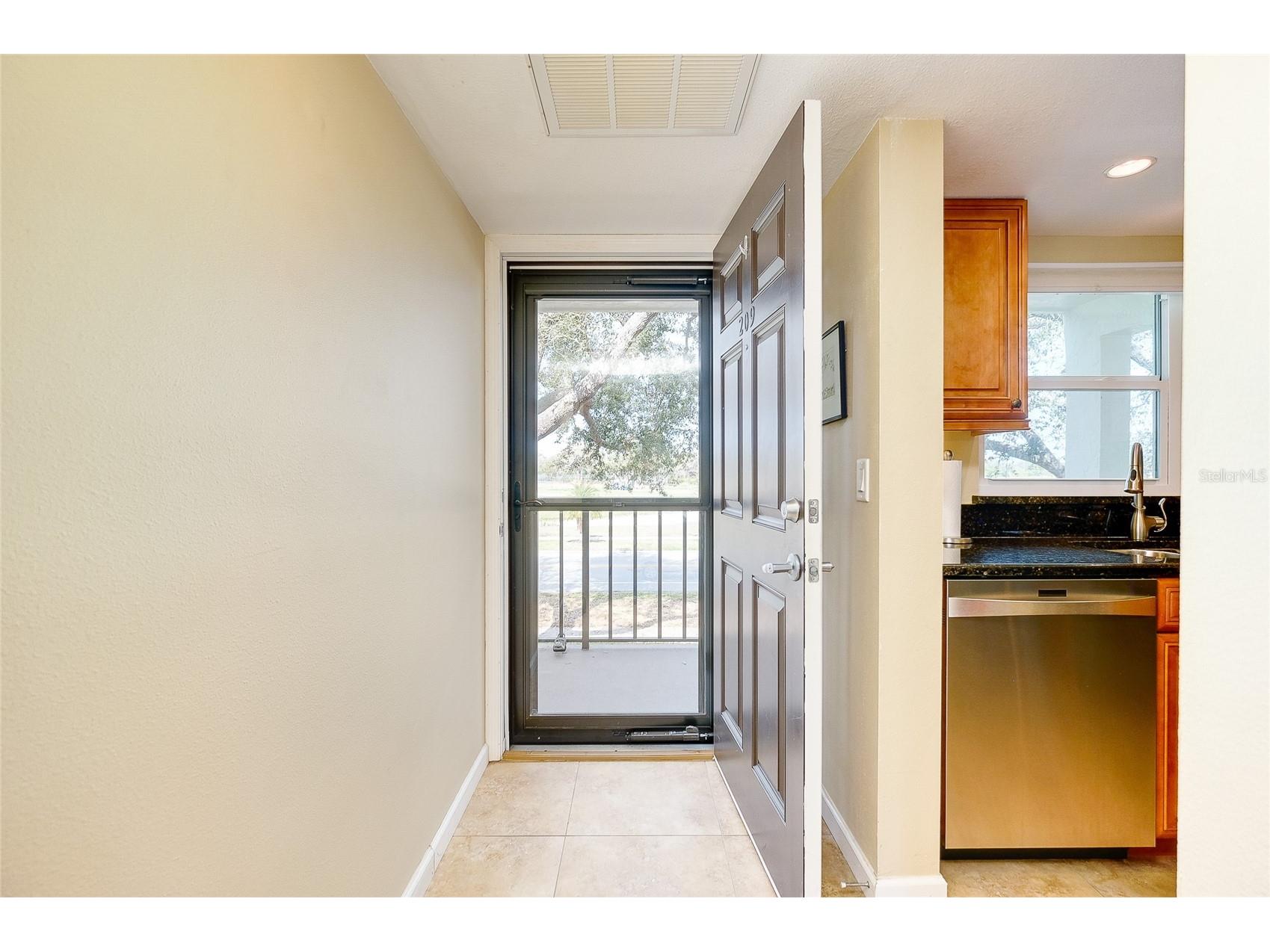 104 Capri Isles Boulevard #209 Venice FL 34292 N6142735 image6