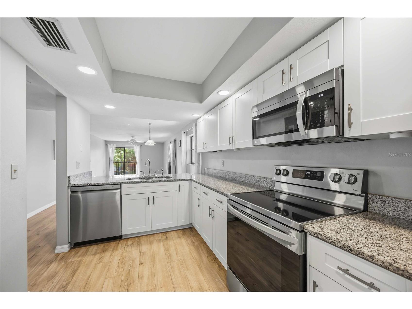 104 Capri Isles Boulevard #301 Venice FL 34292 N6143682 image10