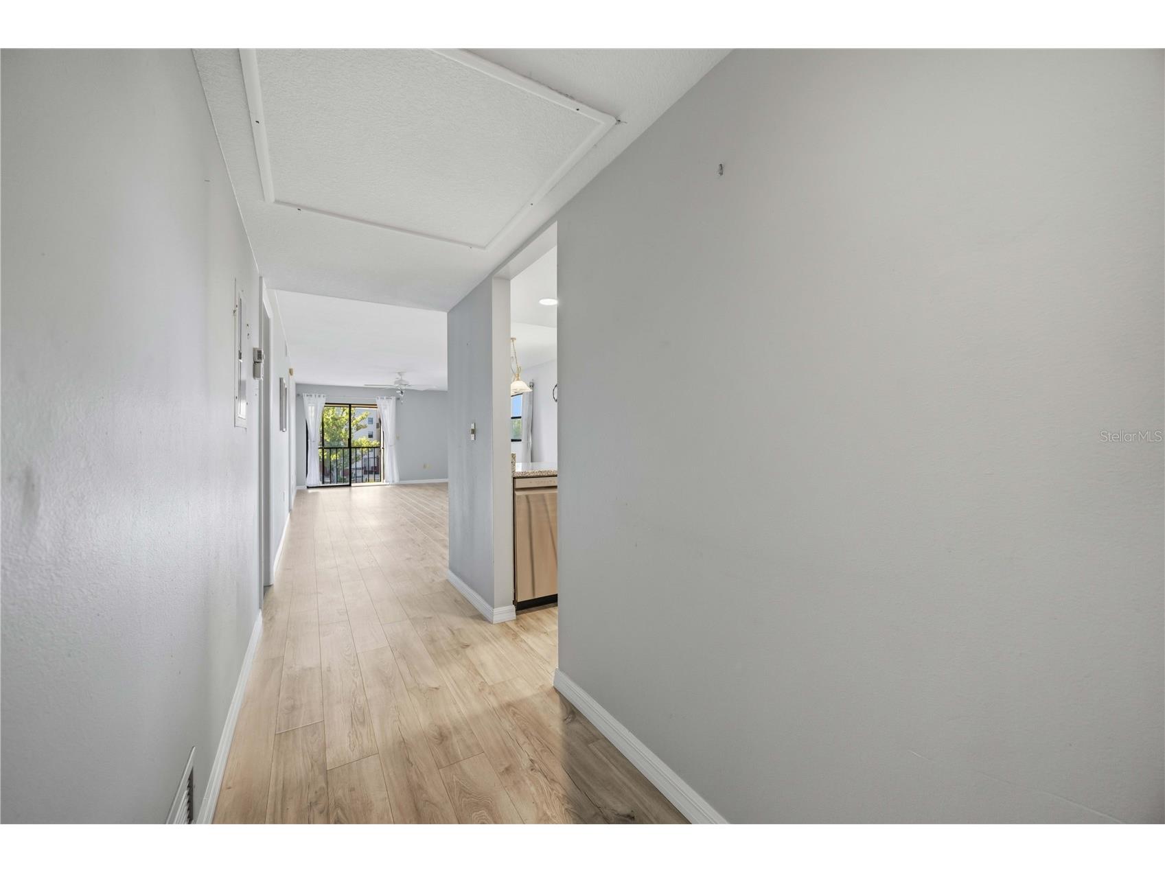 104 Capri Isles Boulevard #301 Venice FL 34292 N6143682 image9