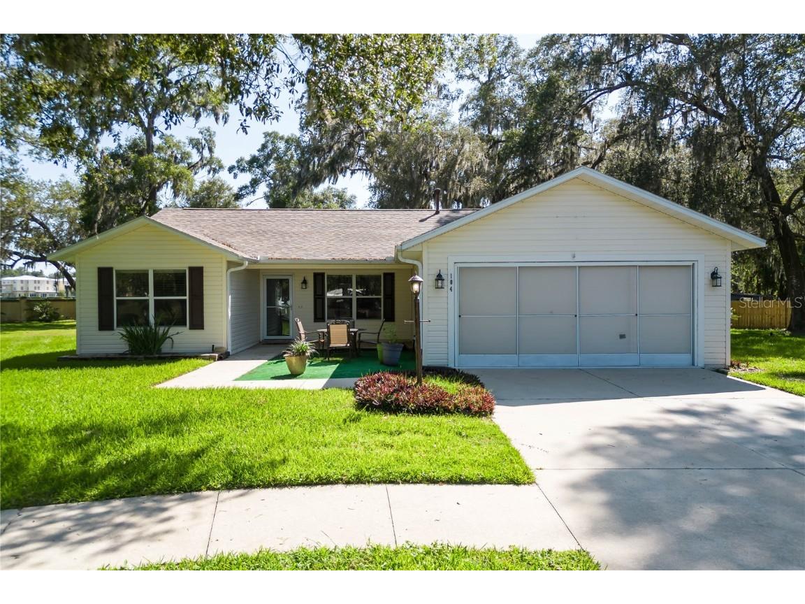 104 Cherry Blossom Lane Lady Lake FL 32159 G5071337 image1