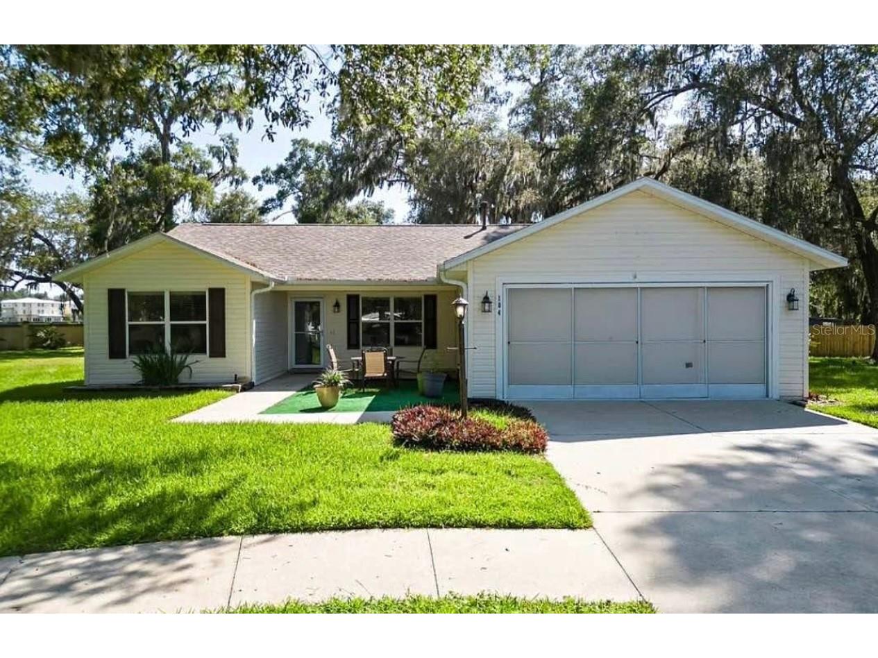 104 Cherry Blossom Lane Lady Lake FL 32159 G5112061 image1