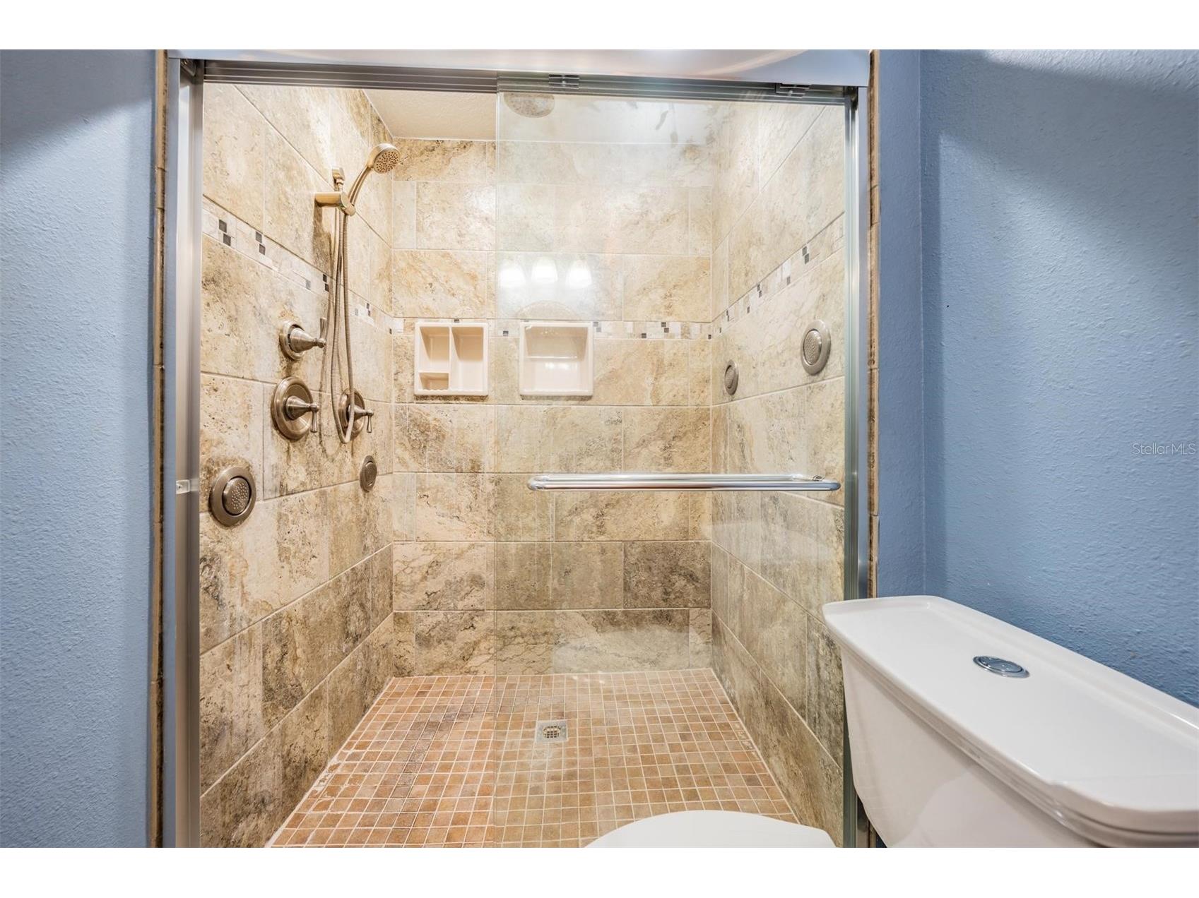 104 Cordova Green Seminole FL 33777 TB8488371 image20