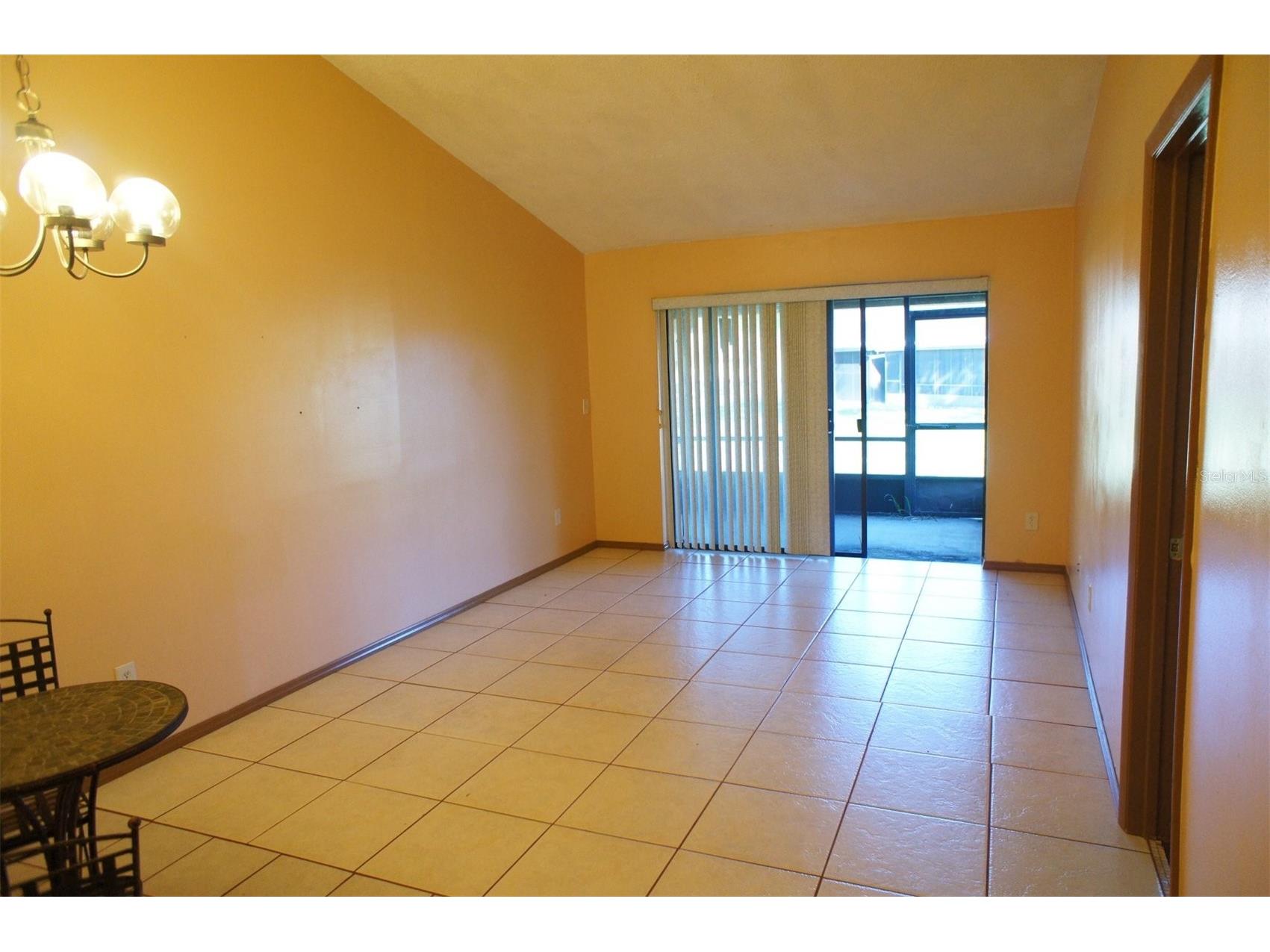 104 Creekside Way Orlando FL 32824 O6388279 image3