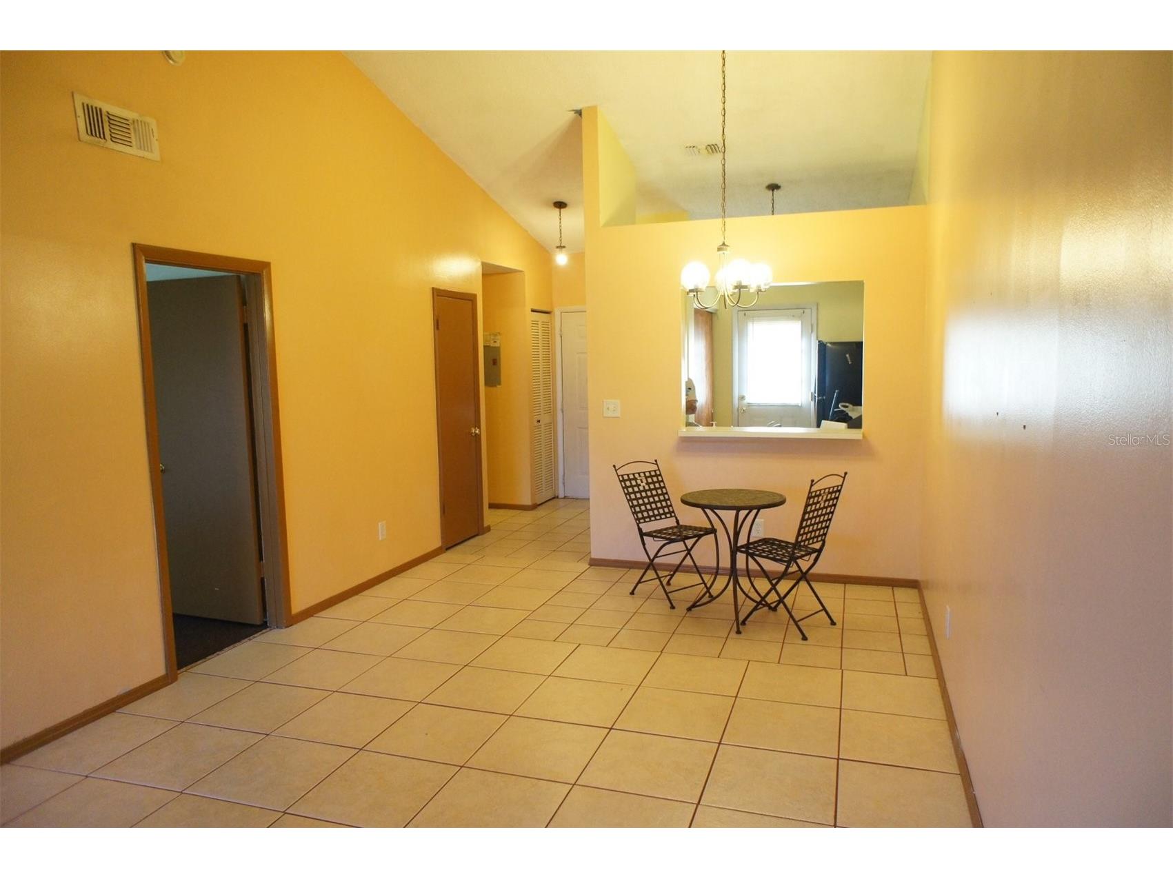 104 Creekside Way Orlando FL 32824 O6388279 image4