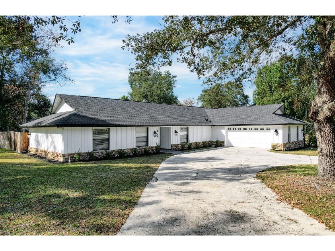 104 Crestwood Drive Longwood FL 32779 - LAKE BRANTLEY O6263884 image1