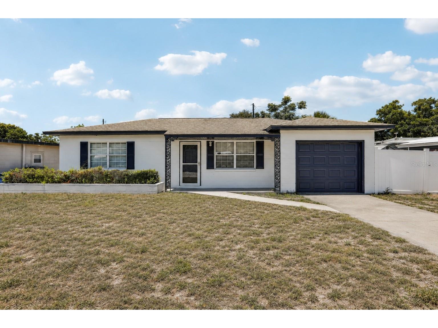 104 E Grapefruit Circle Clearwater FL 33759 TB8522282 image1