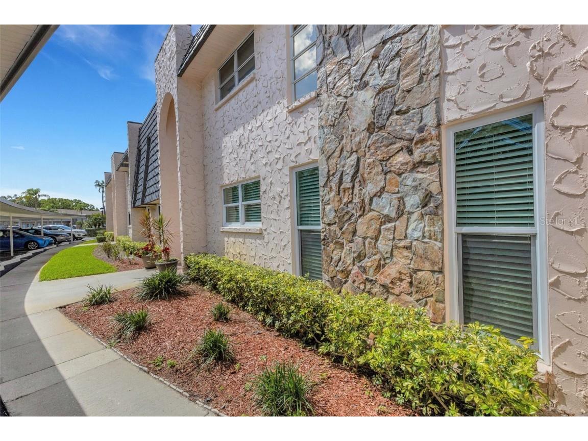 104 Fernwood Circle #104 Seminole FL 33777 TB8368537 image1