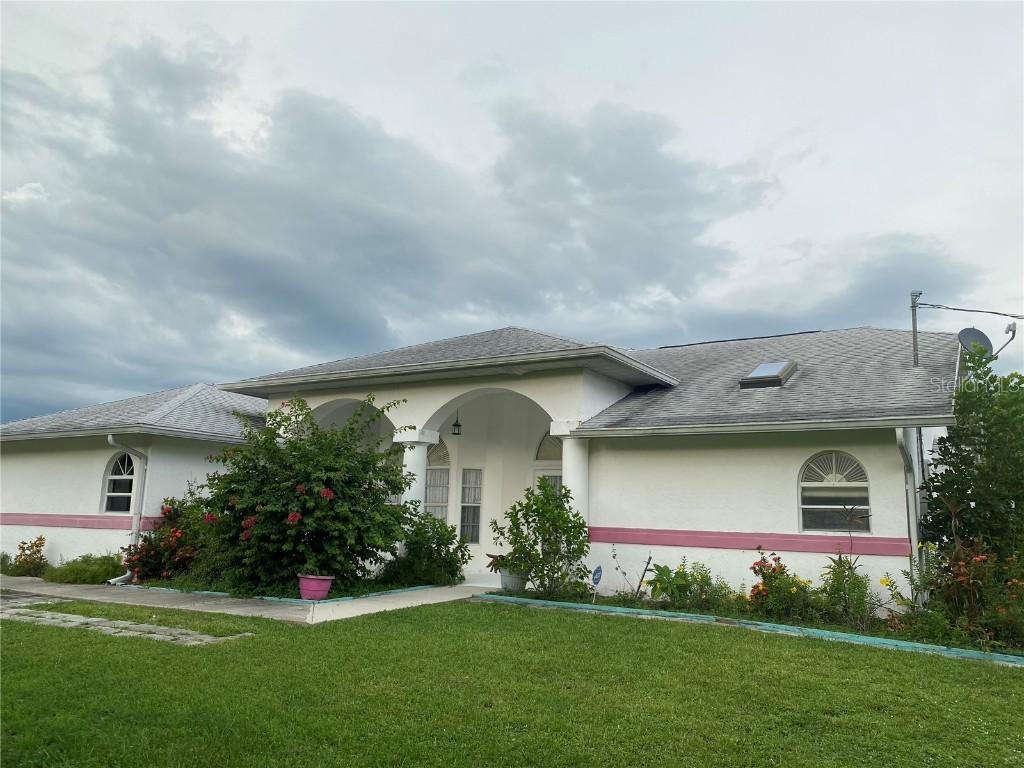 104 Fountain St Port Charlotte FL 33953 A4661960 image1