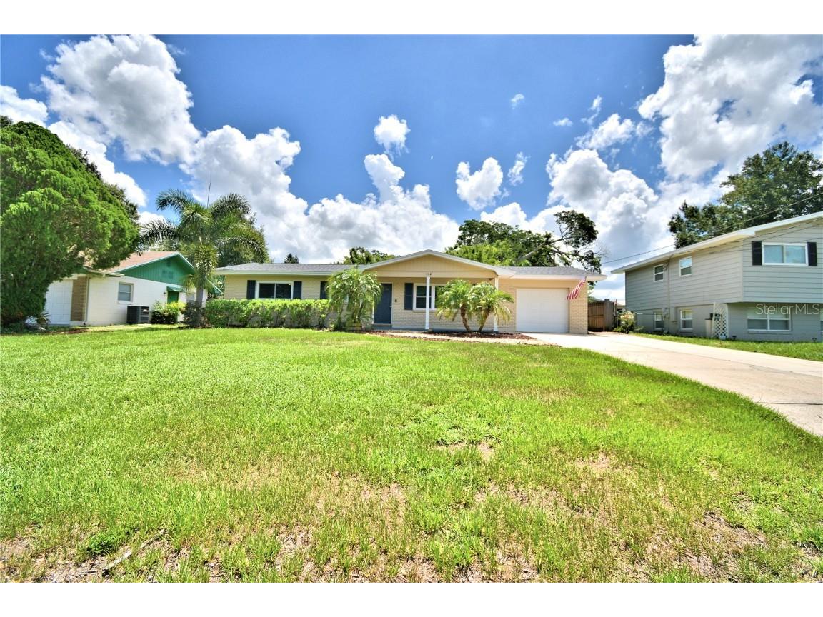 104 Hawthorne Road Winter Haven FL 33884 P4921872 image1