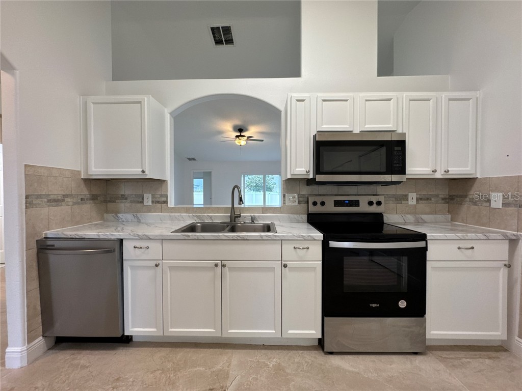 104 Heathrow Drive Daytona Beach FL 32117 O6350761 image9