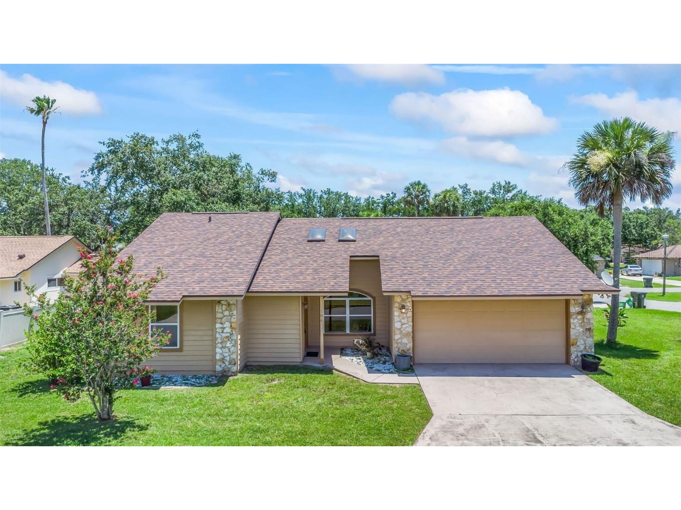 104 Herring Gull Court Daytona Beach FL 32119 V4943585 image1