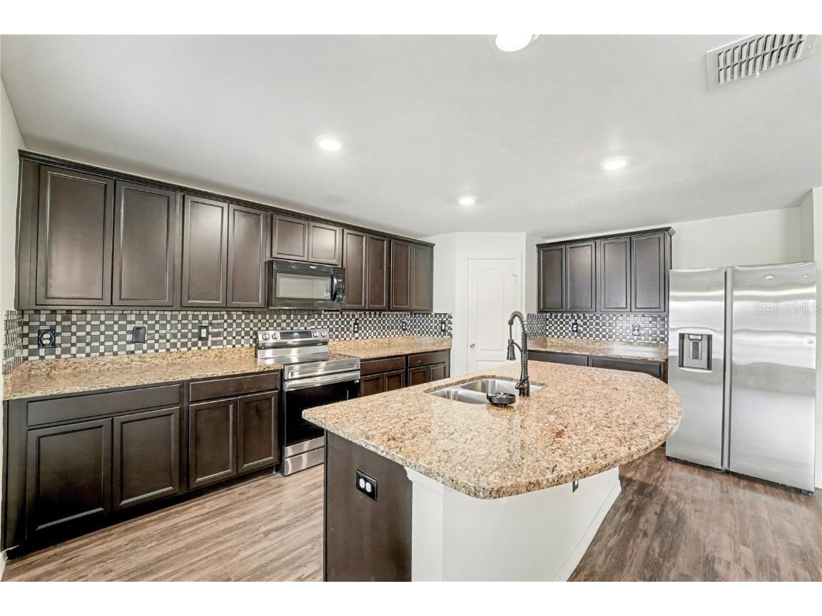 104 Jasmine Circle Kissimmee FL 34759 O6345441 image8