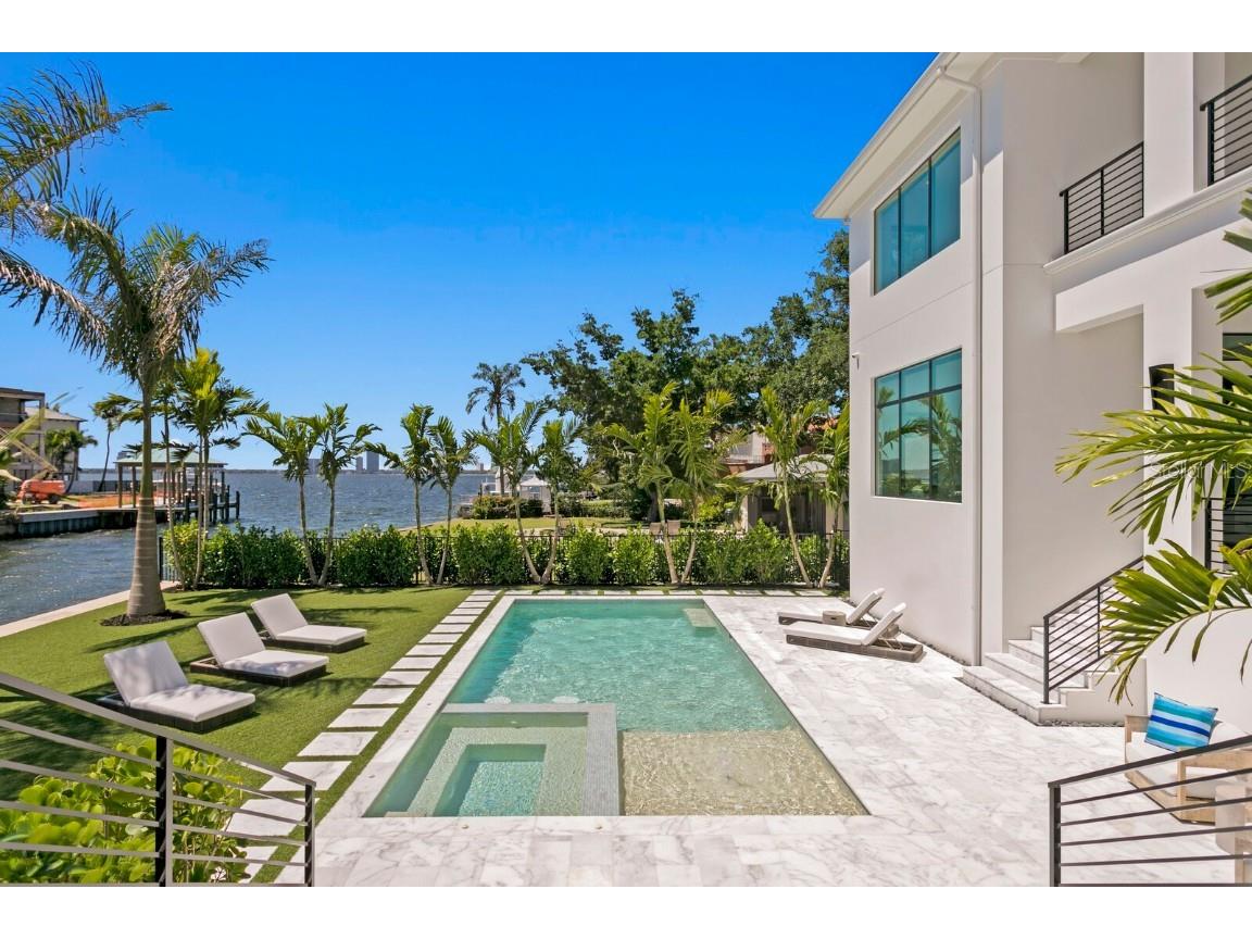 104 Ladoga Avenue Tampa FL 33606 T3517764 image1