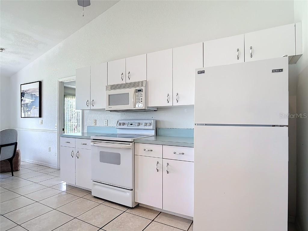 104 Mark Twain Lane Rotonda West FL 33947 D6142852 image5